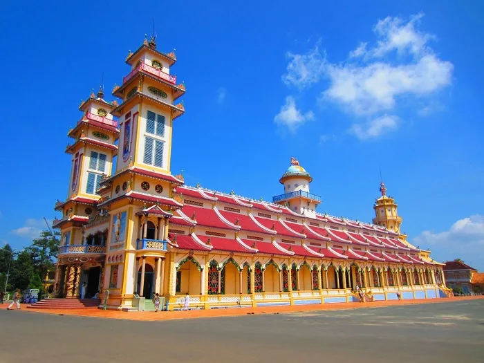 Thue xe di tay ninh
